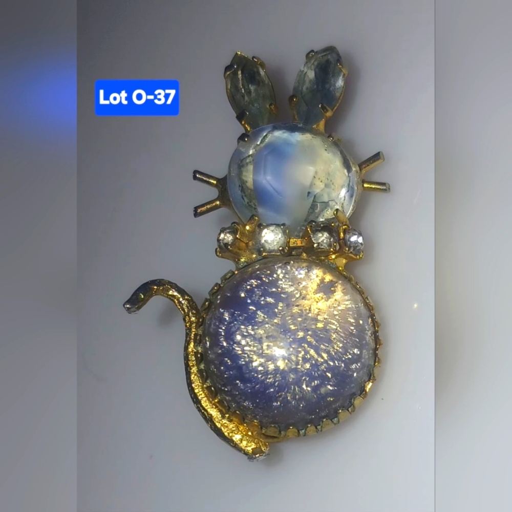 Gold Toned and Blue Cat Brooch